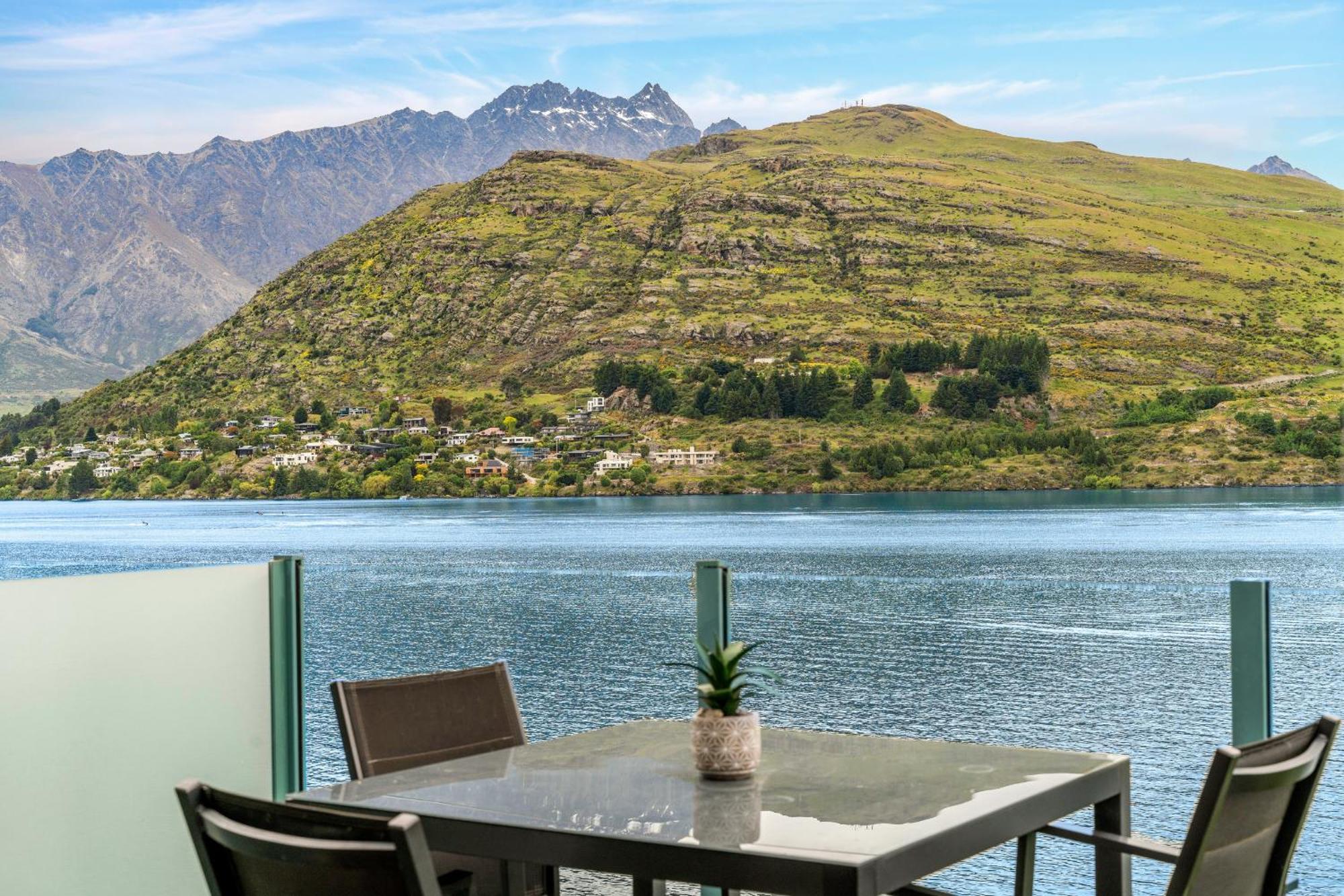 Frankton House - Queenstown Holiday Home Exteriör bild